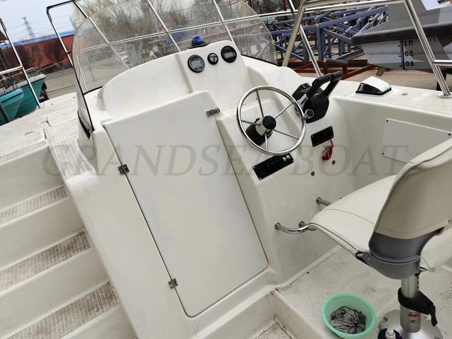 Grandsea 10.7m Fiberglass Material Speed Platform Parasailing Boat Two People for sale