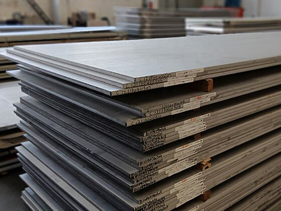 Hot rolled stainless steel plate