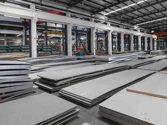 Hot rolled stainless steel medium thick plate