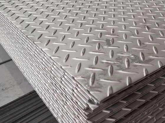 Custom galvanized pattern steel checkered plate
