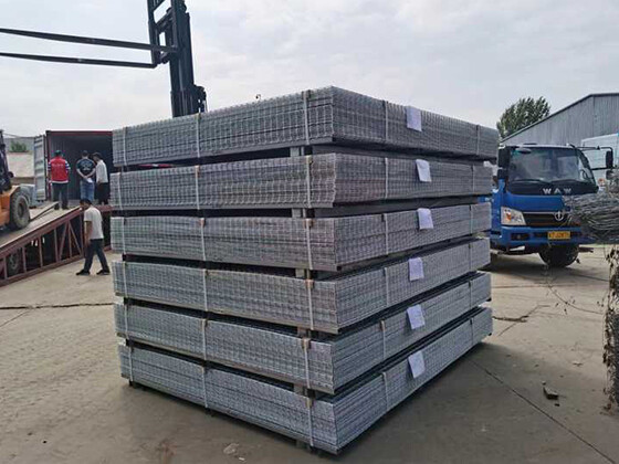 Stainless steel rebar welded mesh