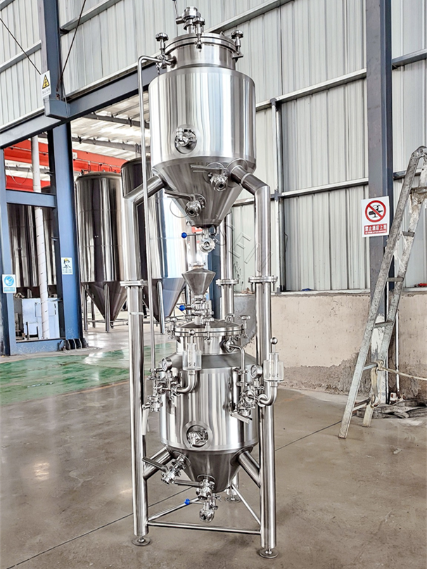 Работаете в ограниченном пространстве? Мы можем изготовить эти многоярусные ферментеры по индивидуальному заказу.