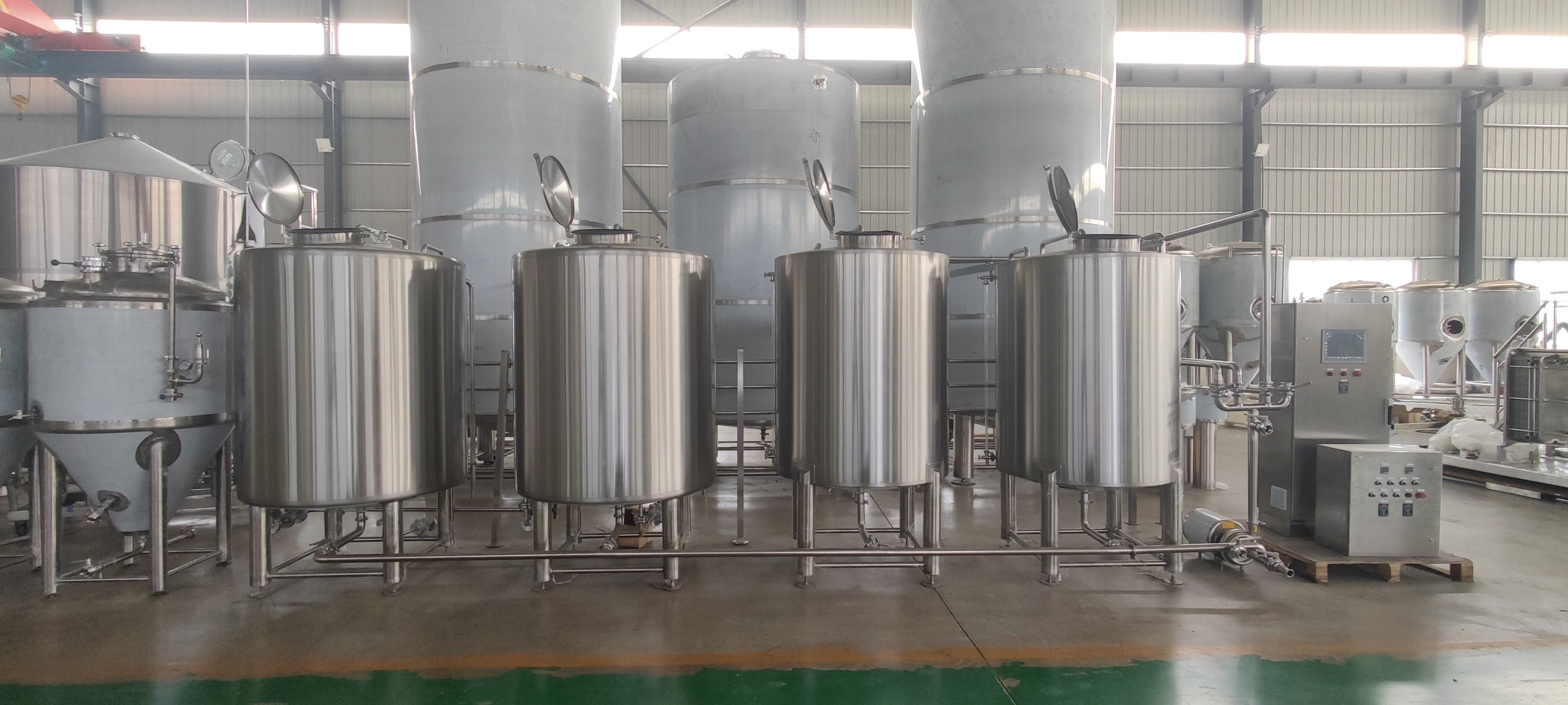 Taller de montaje de Tonsen Brewing Equipment Company