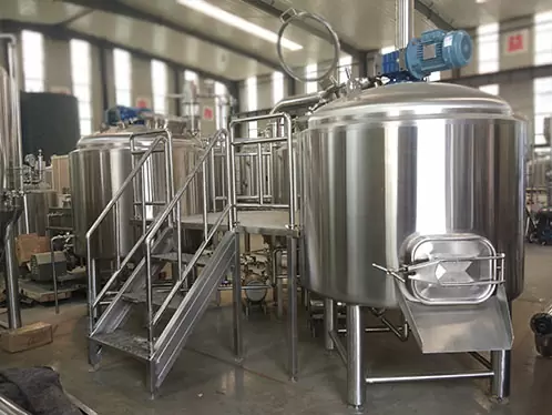 Cervecería de tres recipientes