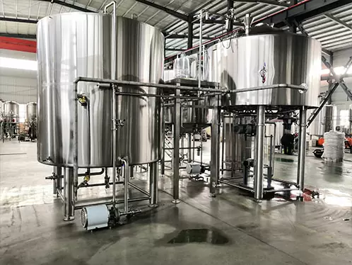 Cervecería de tres recipientes