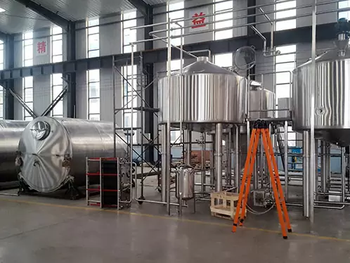 Cervecería de tres recipientes