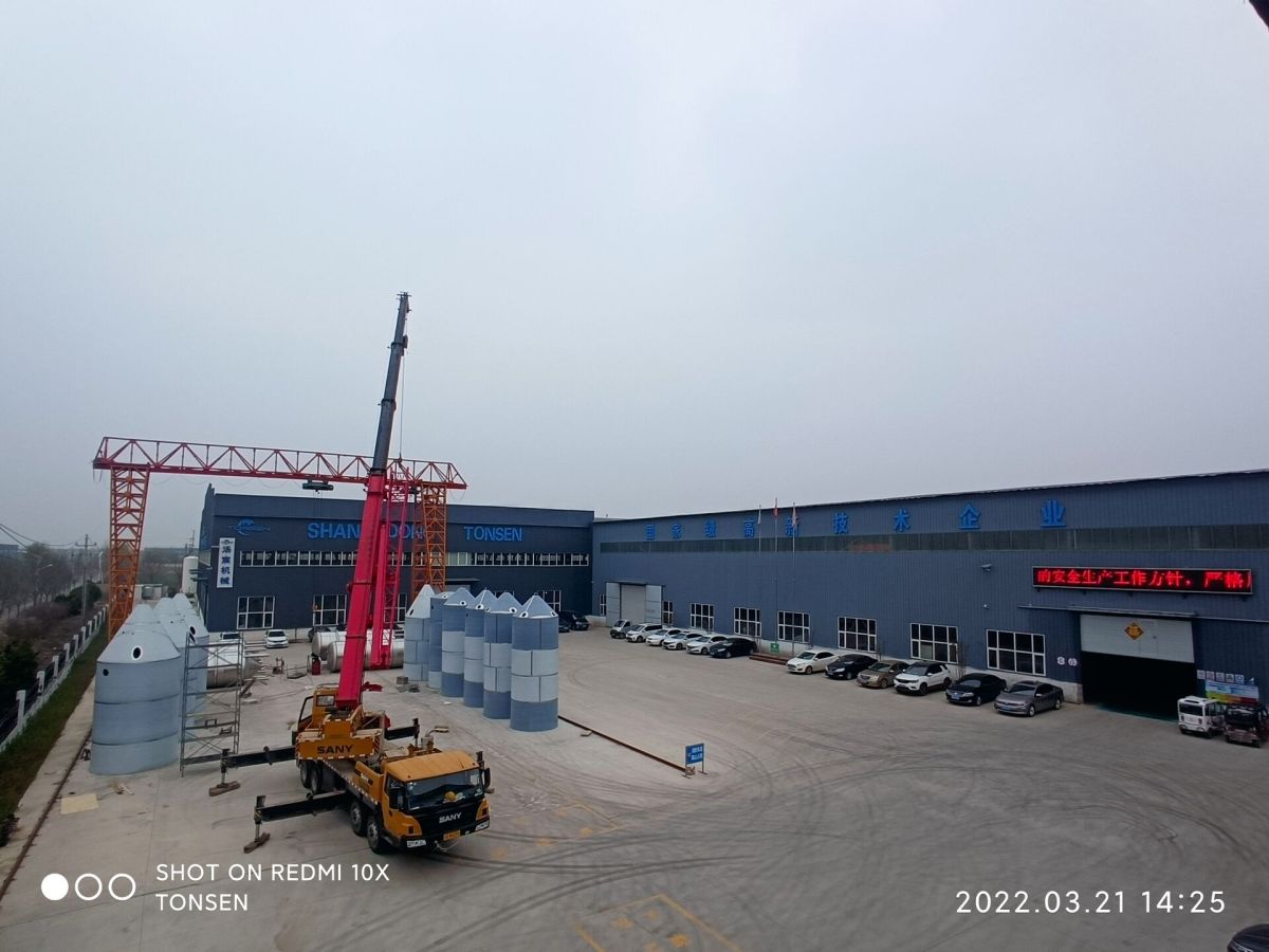 large fermenters (2).jpg