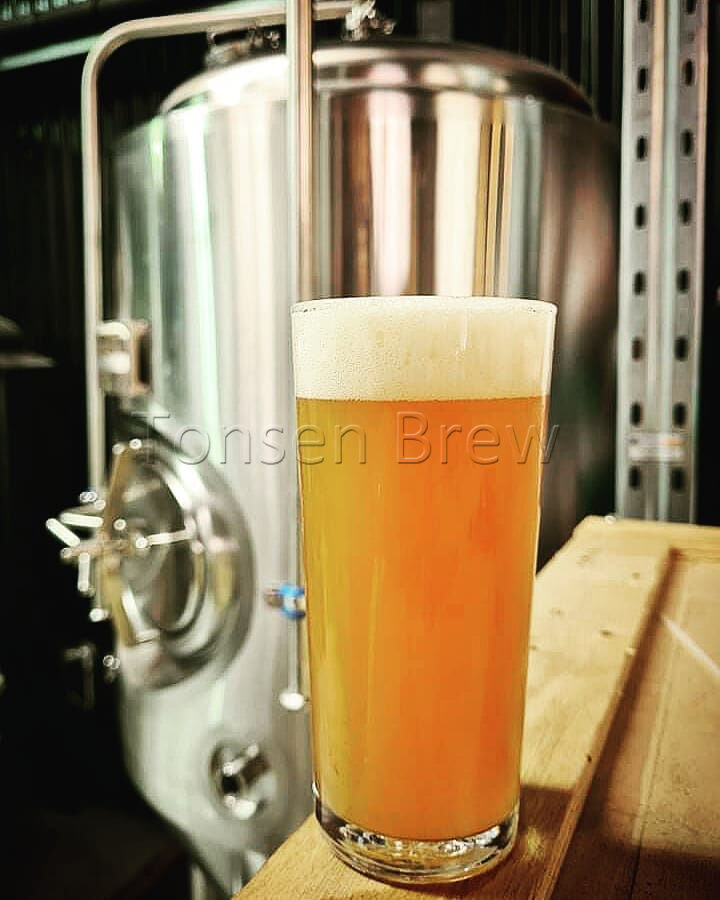 Con estos tanques de elaboración de cerveza de 500L recién llegados, ¿qué nueva cerveza obtendrán? ¡Esperándolo!