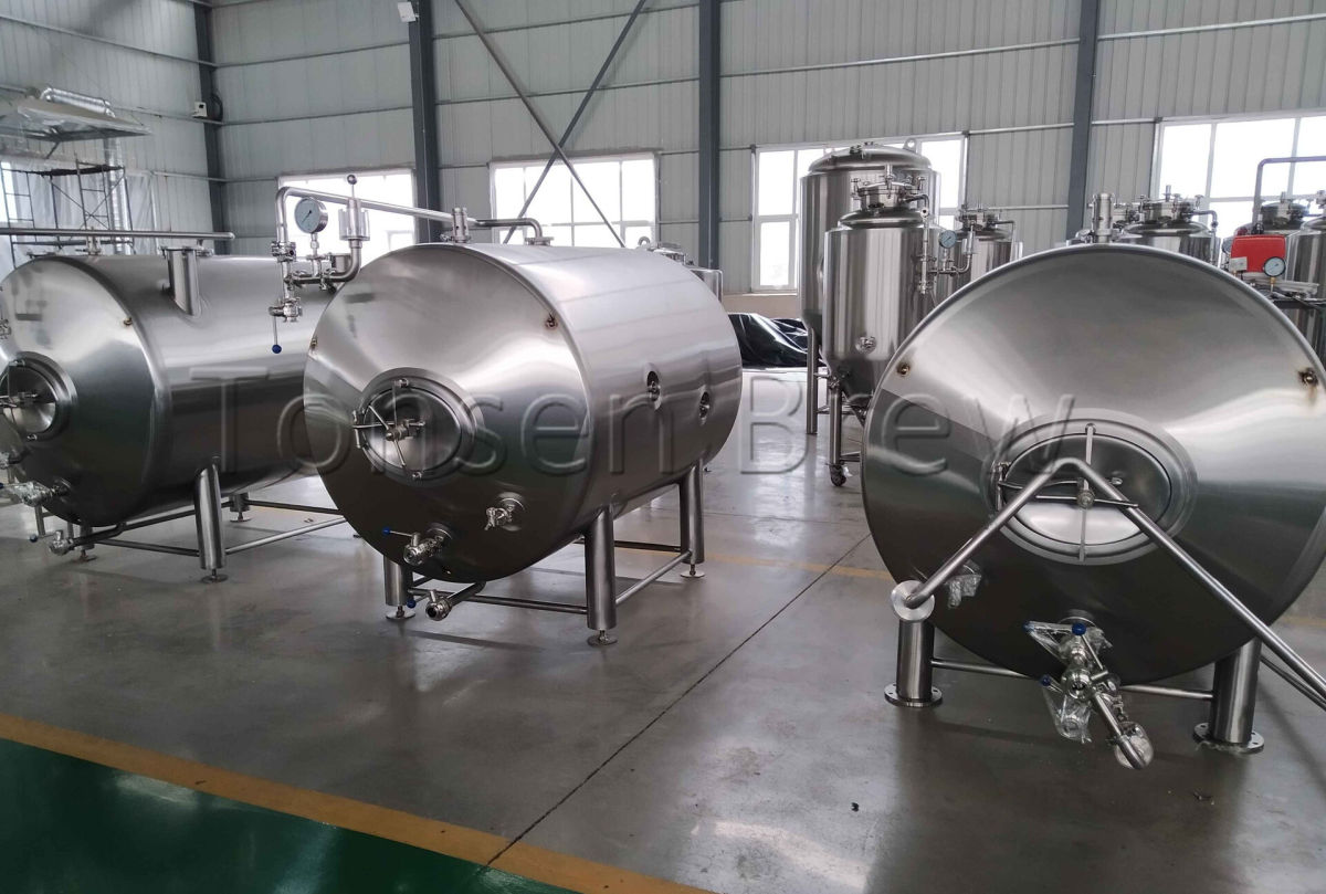 20232 Spain 500L Horizontal service tank 6..jpg