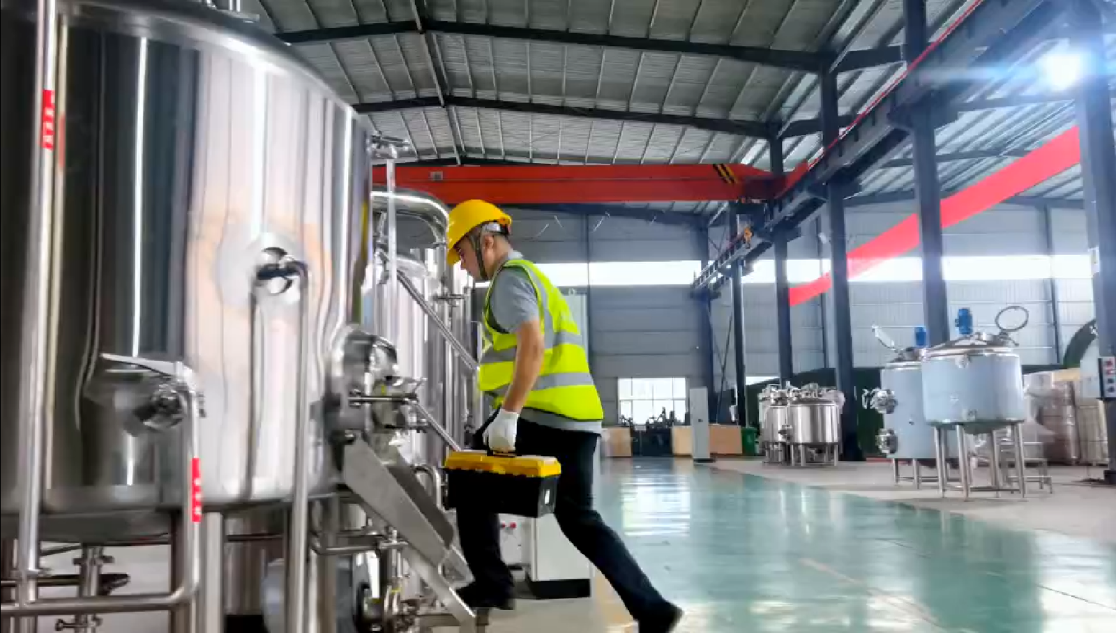 COMPROBACIÓN DE PRESIÓN DE 30 PSI DURANTE 72 HORAS, COMPROBACIÓN DE MONTAJE DE PIEZAS, INSPECCIÓN DE SOLDADURA EN TODO ANTES DE ENVIAR.