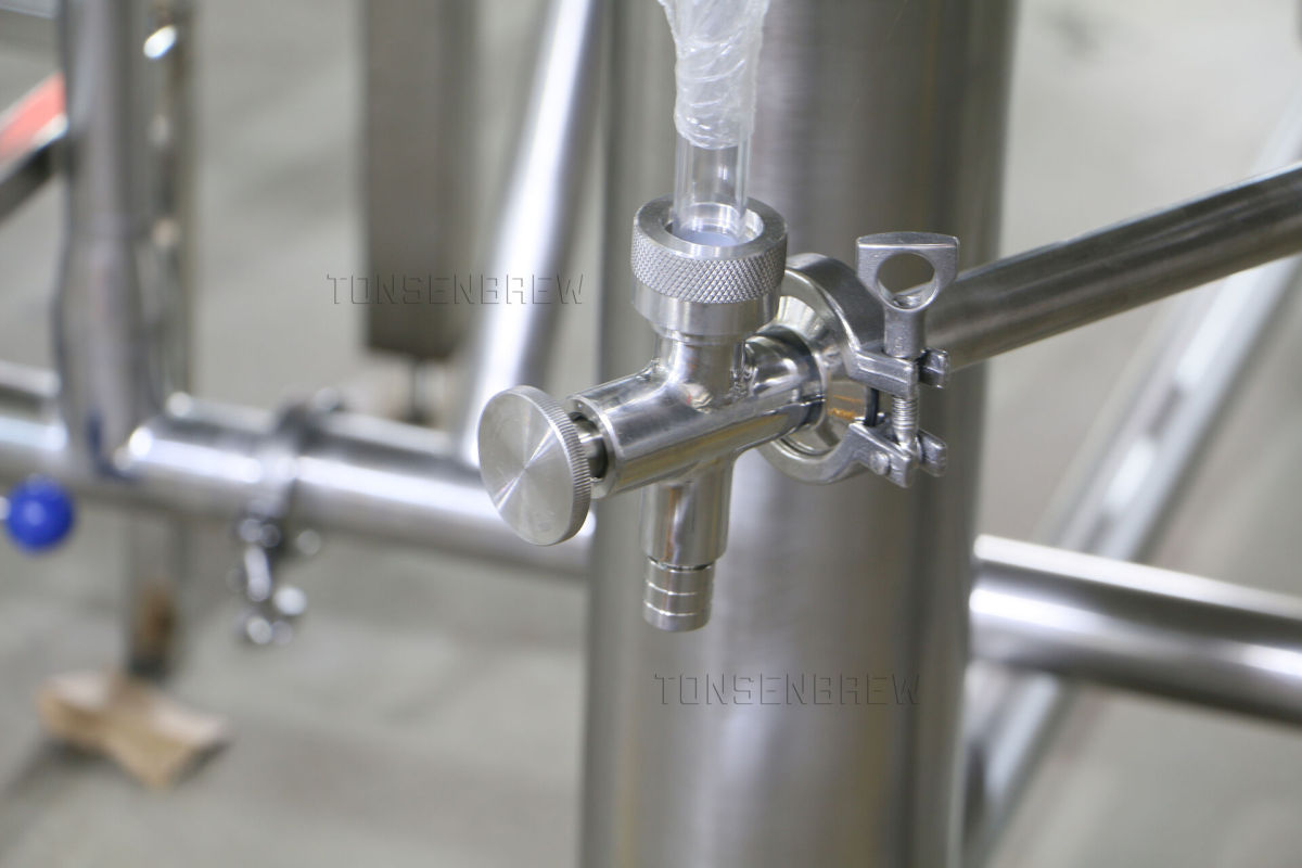 2000L 2 VESSELS BREWHOUSE (7).jpg