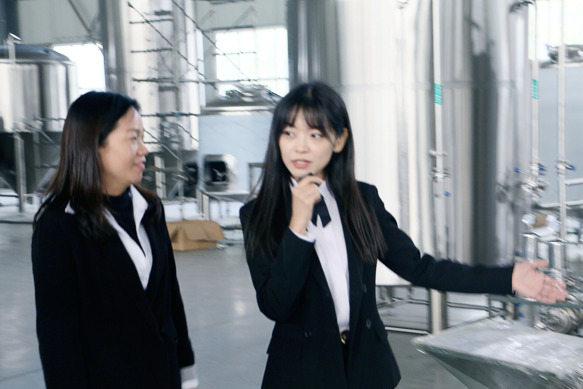 ¿Cómo se produce el equipo de elaboración de cerveza? Ven a visitar el taller de producción de Tonsen con nosotros hoy