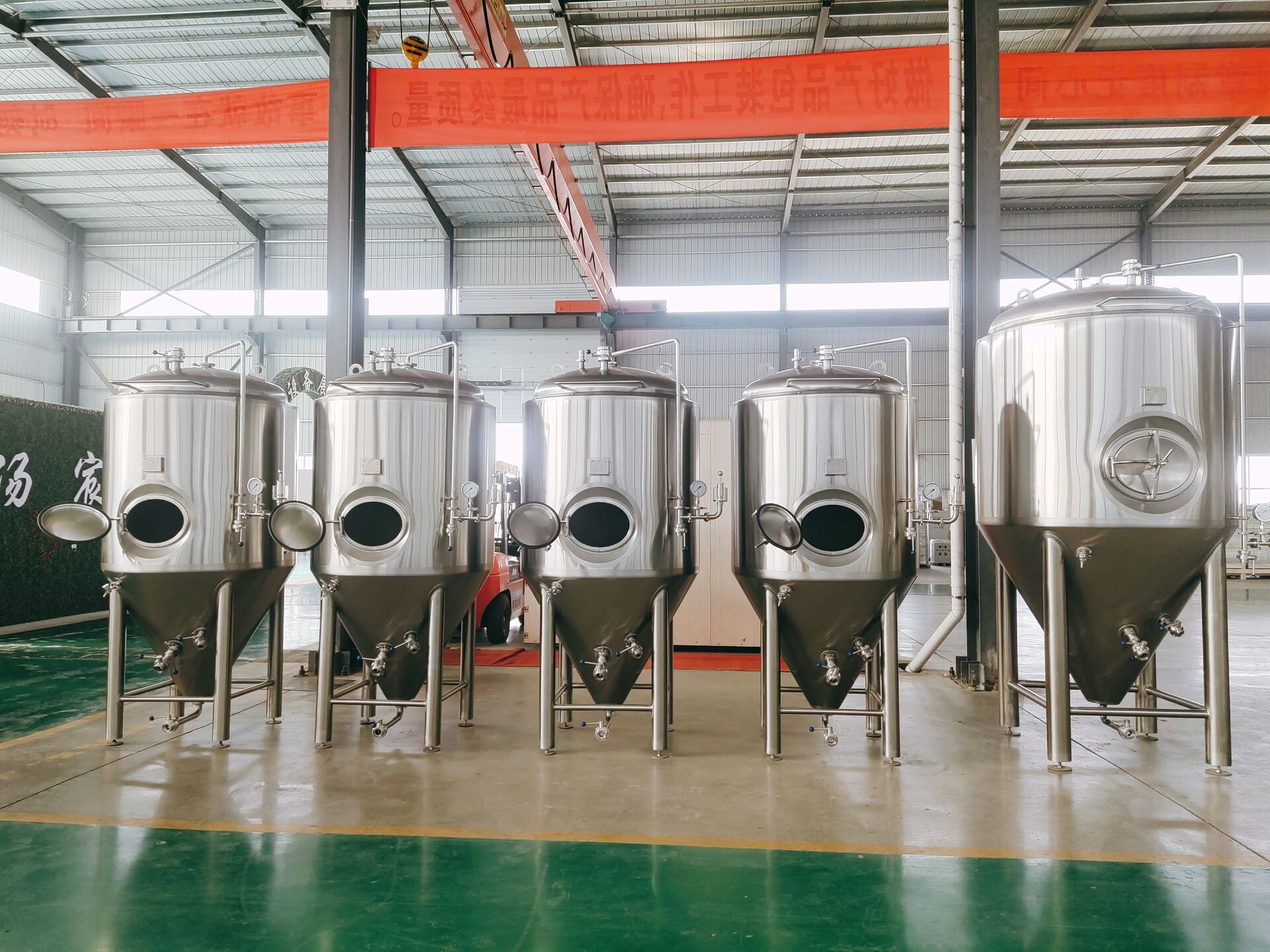 Fermentador disponible desde 1 Barril hasta 100 Barriles...