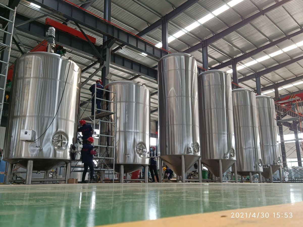 150bbl 发酵 75bbl清酒4.jpg