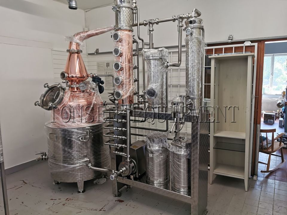 250L distillery Sweden.jpg 250L distillery Sweden.jpg