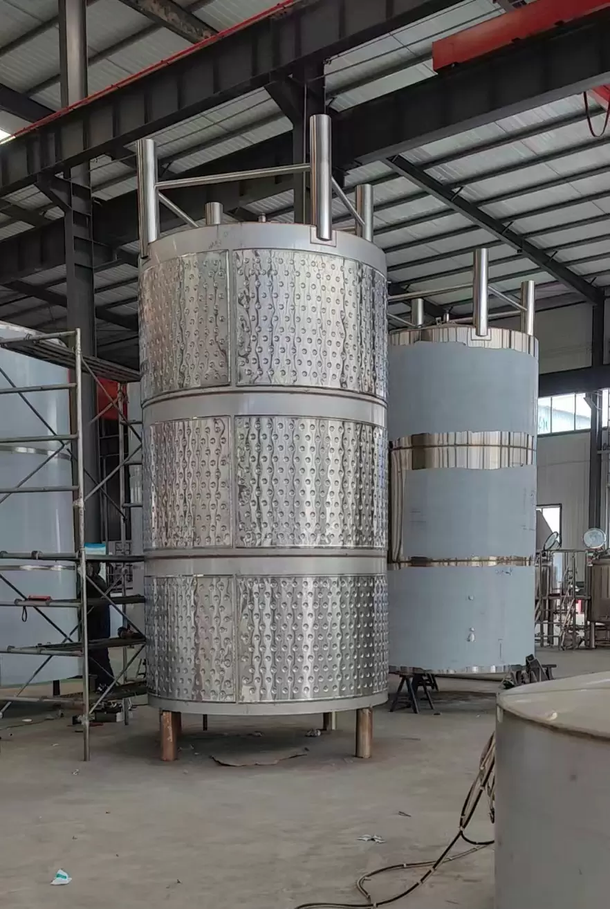 Equipo cervecero de 11000L