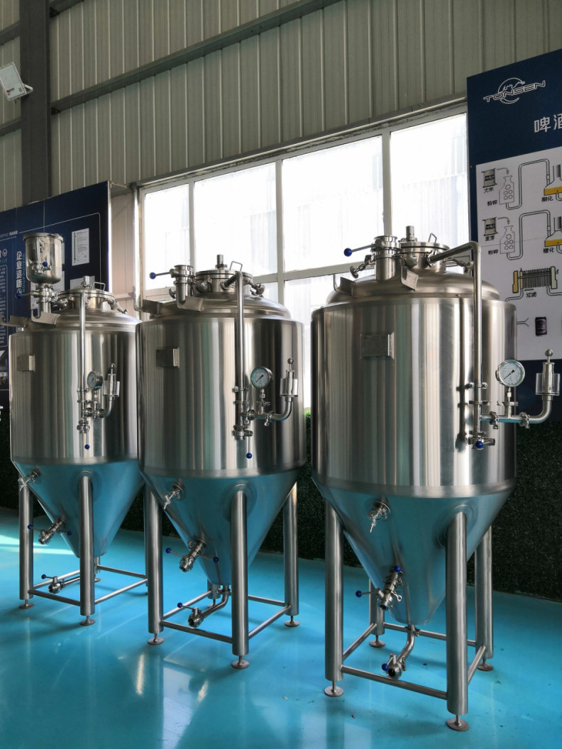 Tanque de fermentación de cerveza de acero inoxidable, ¡muy hermoso!