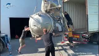 2000L fermenters brewery.jpg