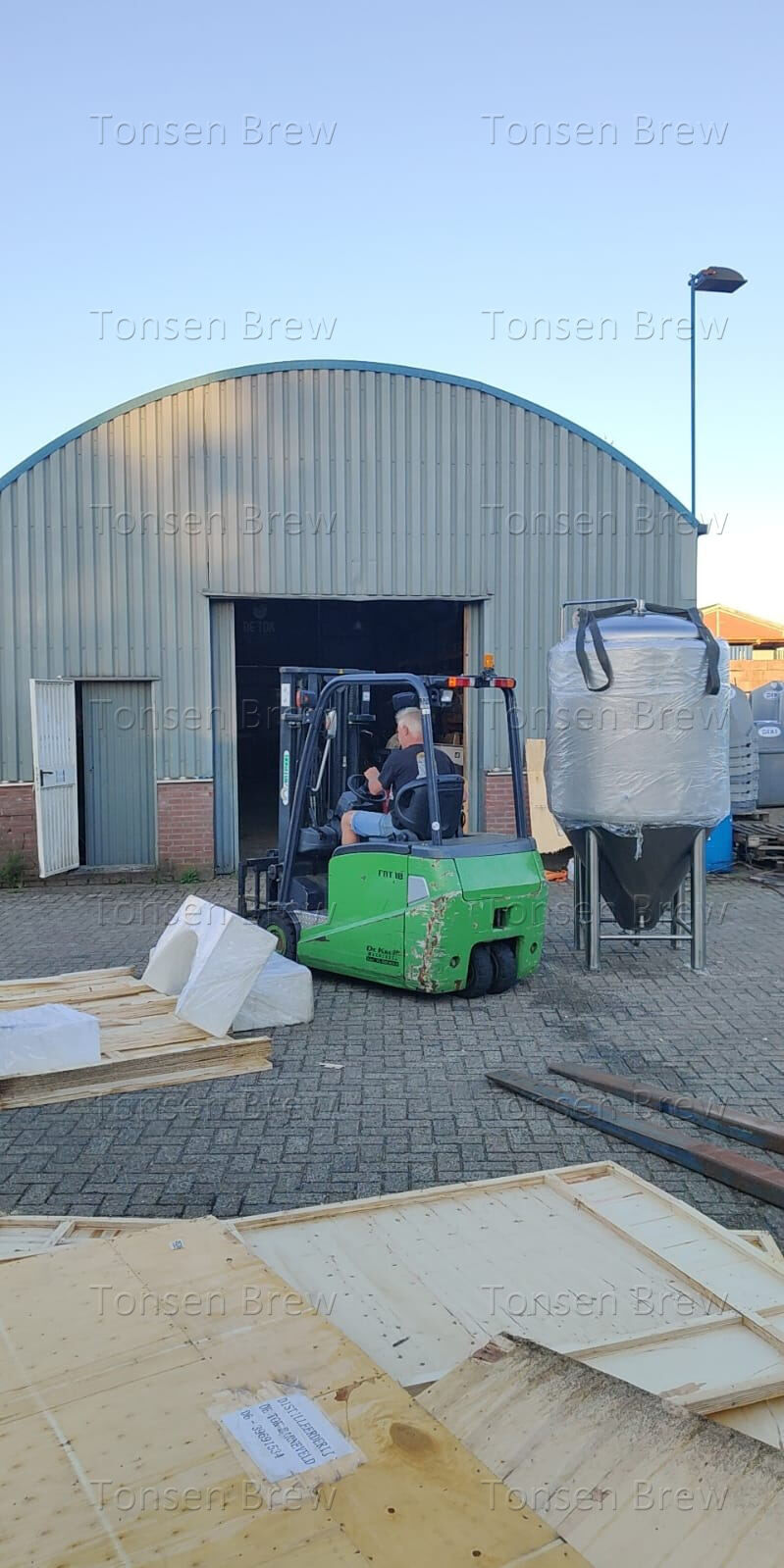 1000L Fermentation tanks arrived in Europe Netherl