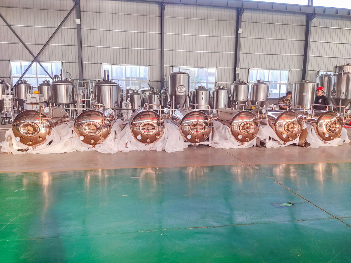 Copper-plated beer equipment BBT (9).jpg