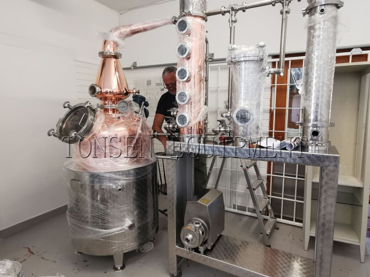 250L distillery Sweden 1.jpg