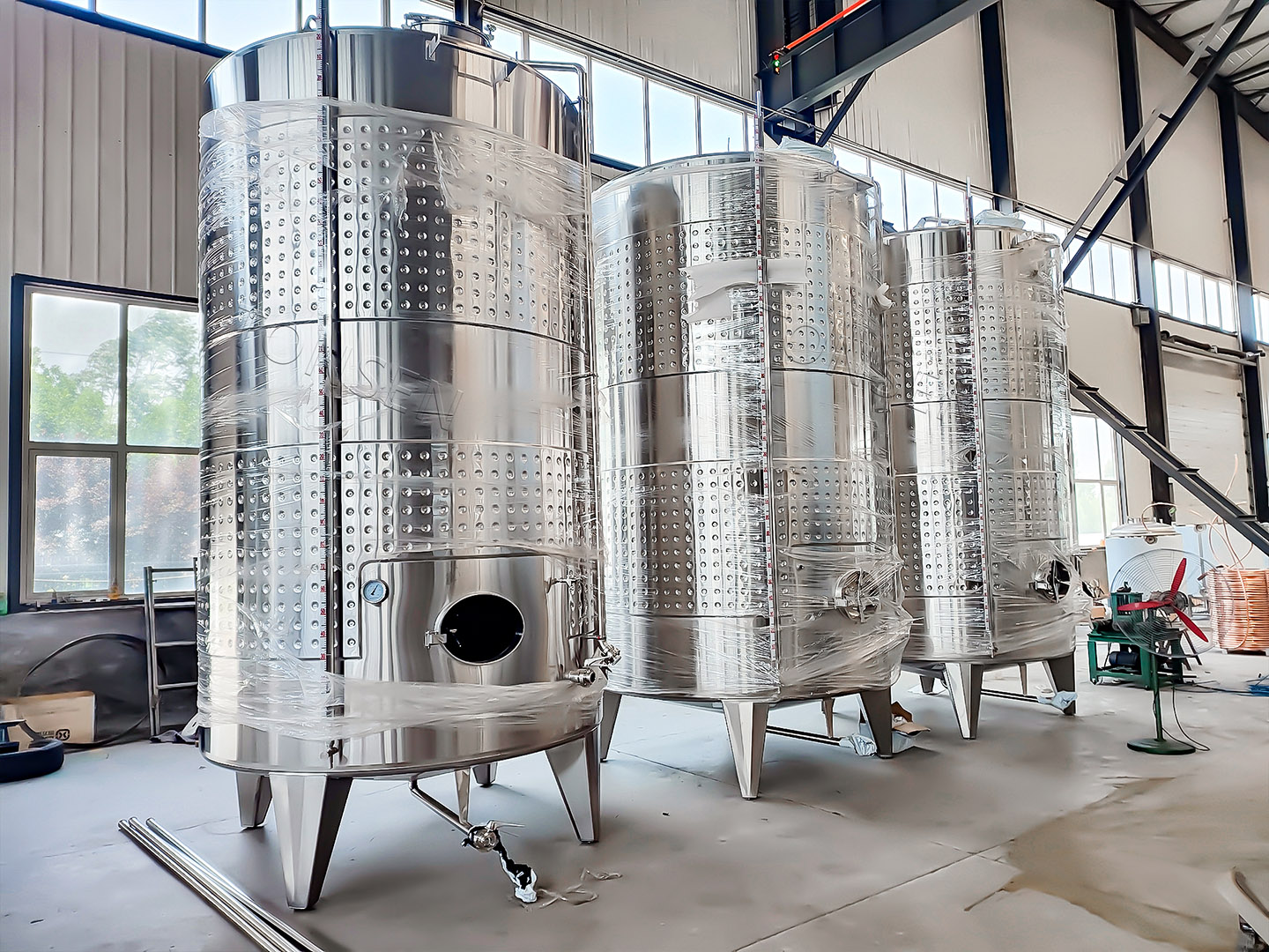 Fermenteurs commerciaux pour le vin