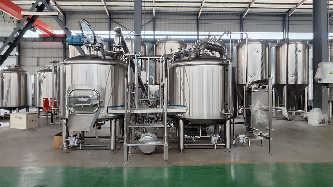 Bienvenue Neil à Tonsen ! Système de microbrasserie de 600 L bientôt expédié ! !