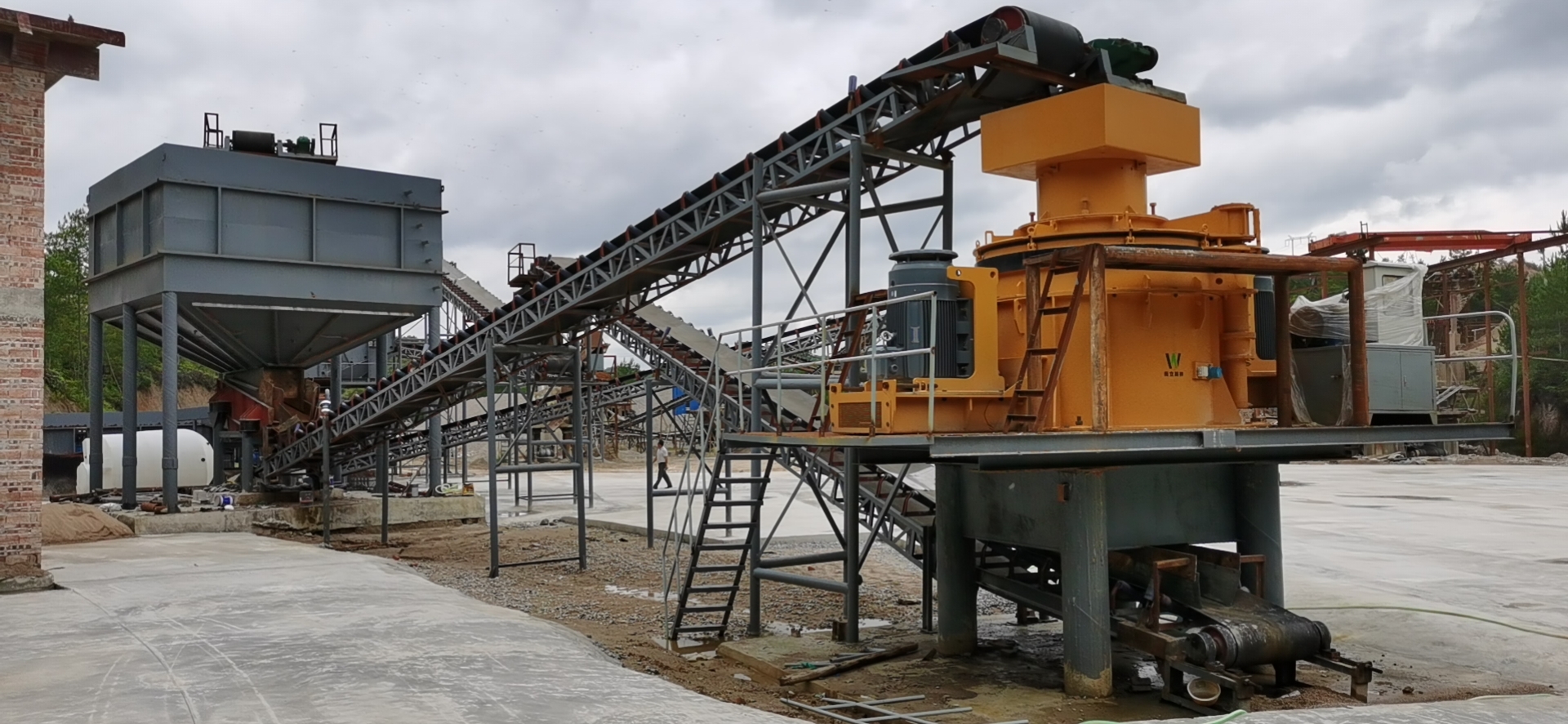 TRIO TV85 crusher plant