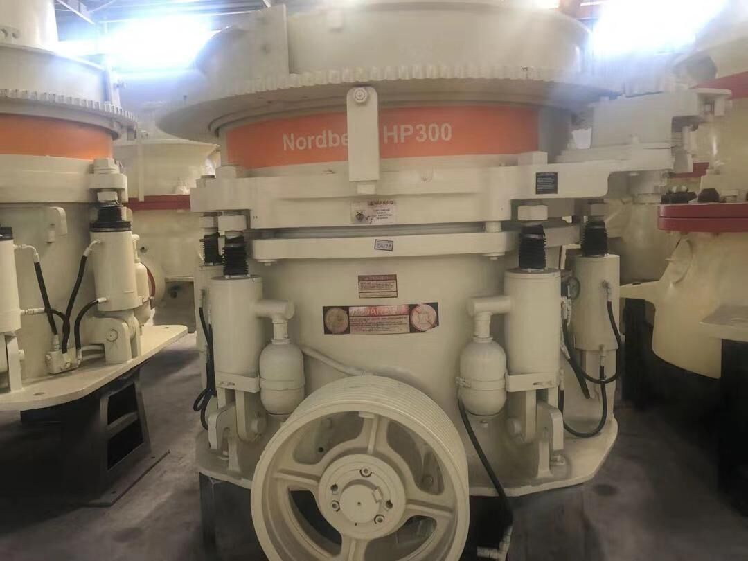 Metso HP300 -2010