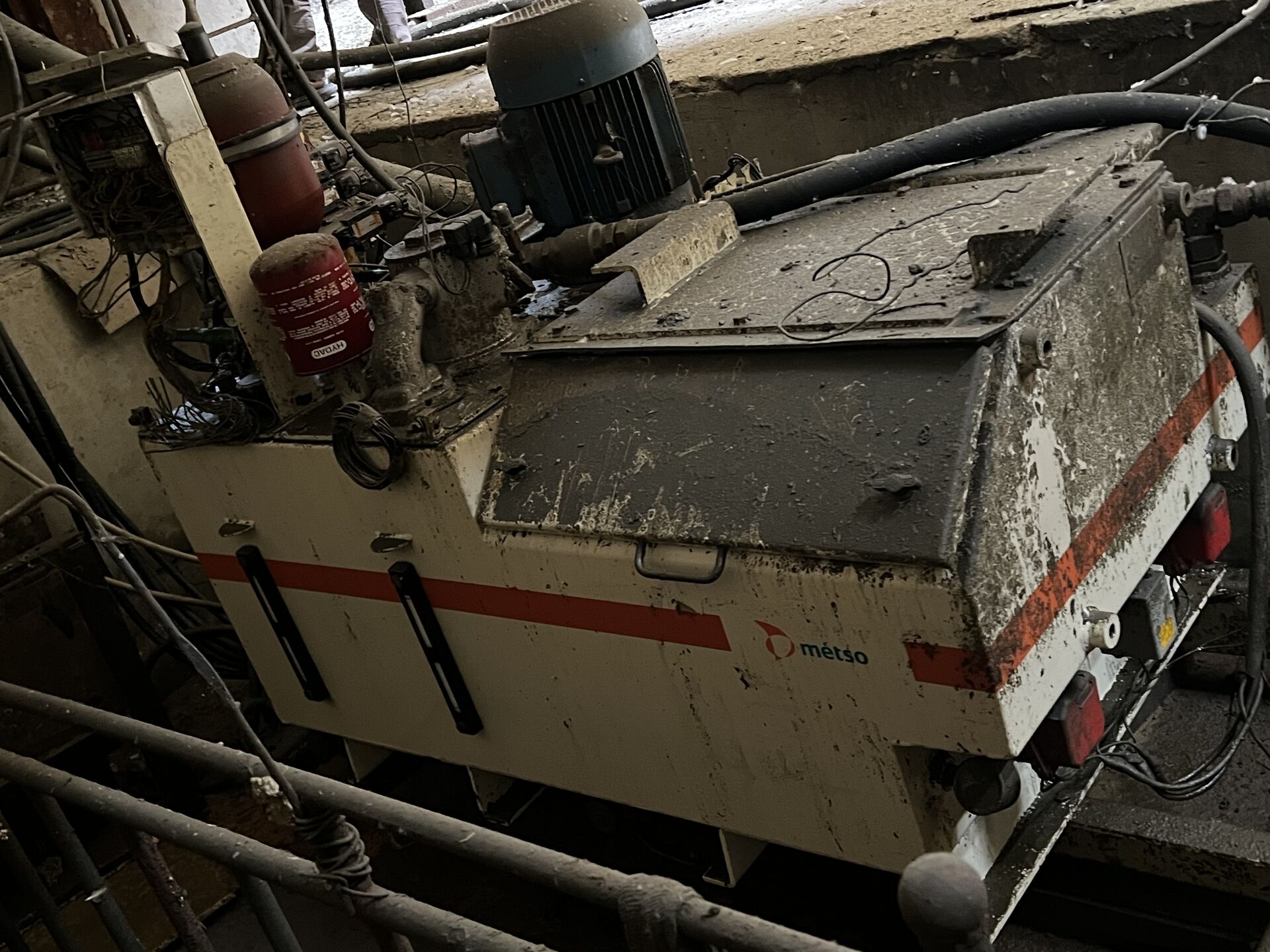 metso HP200 year :2010