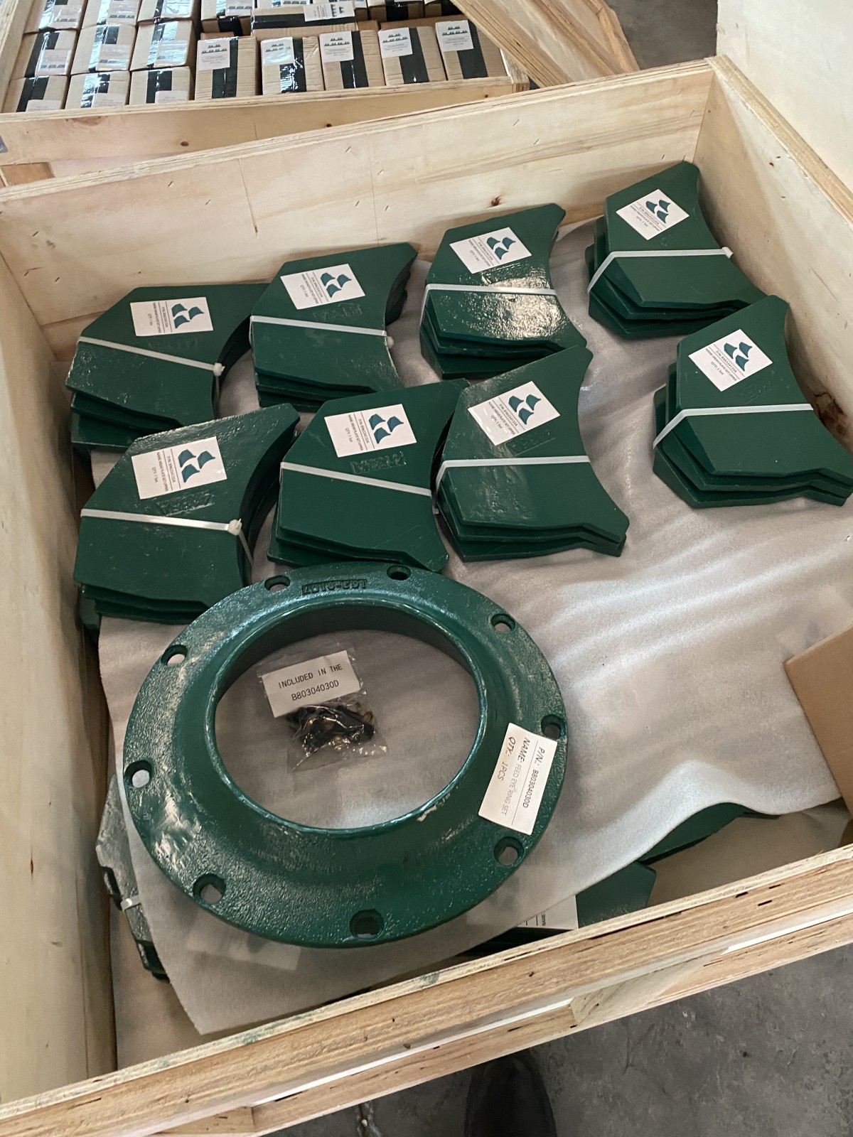 Metso C96 C80 , Barmac 7150 Se parts ( tips , eye ring , running plate ) export to Peru