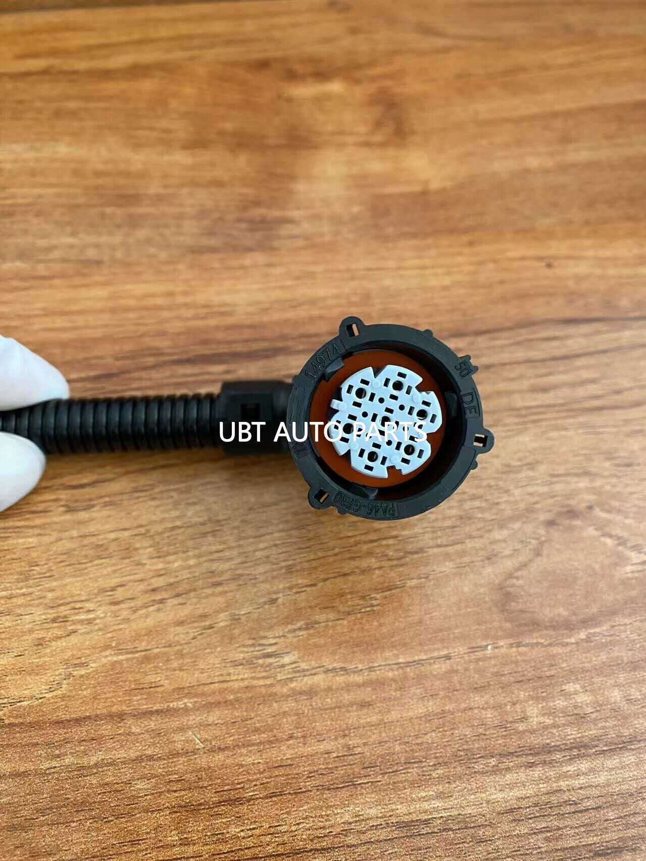 Head lamp pluge SITRAK C7H G7H 14974