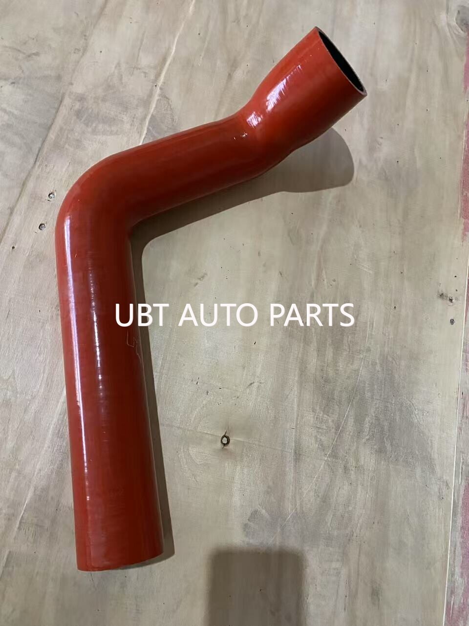 Hose radiator shacman DZ95319535812