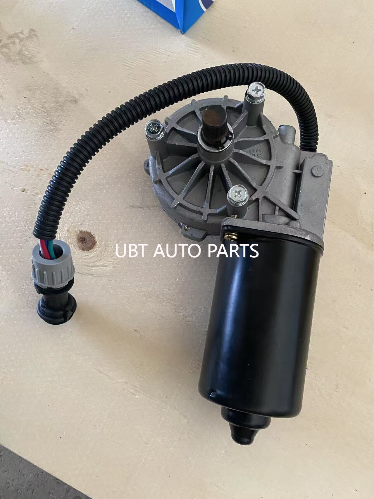 Wiper motor shacman 81.26401.6134