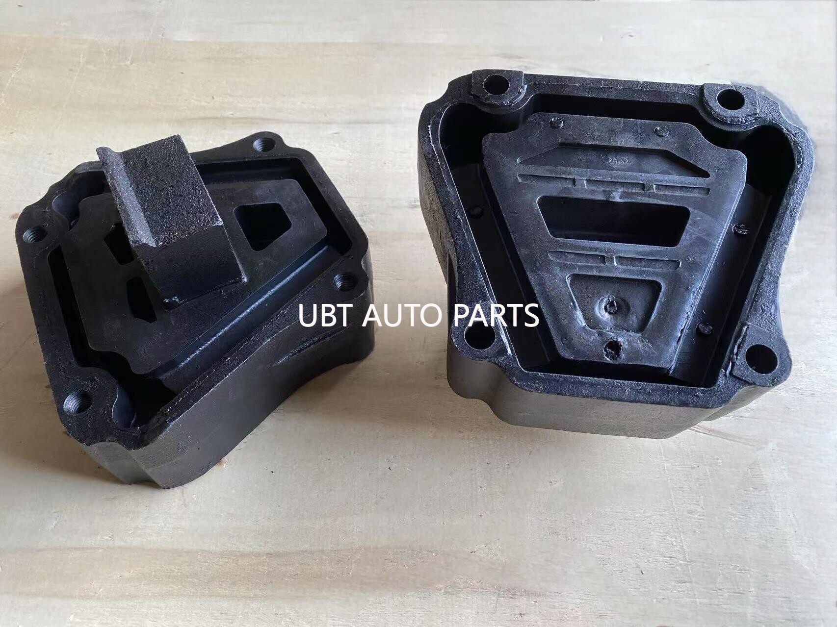 Mounting engine Rear Hongyan 5801905311