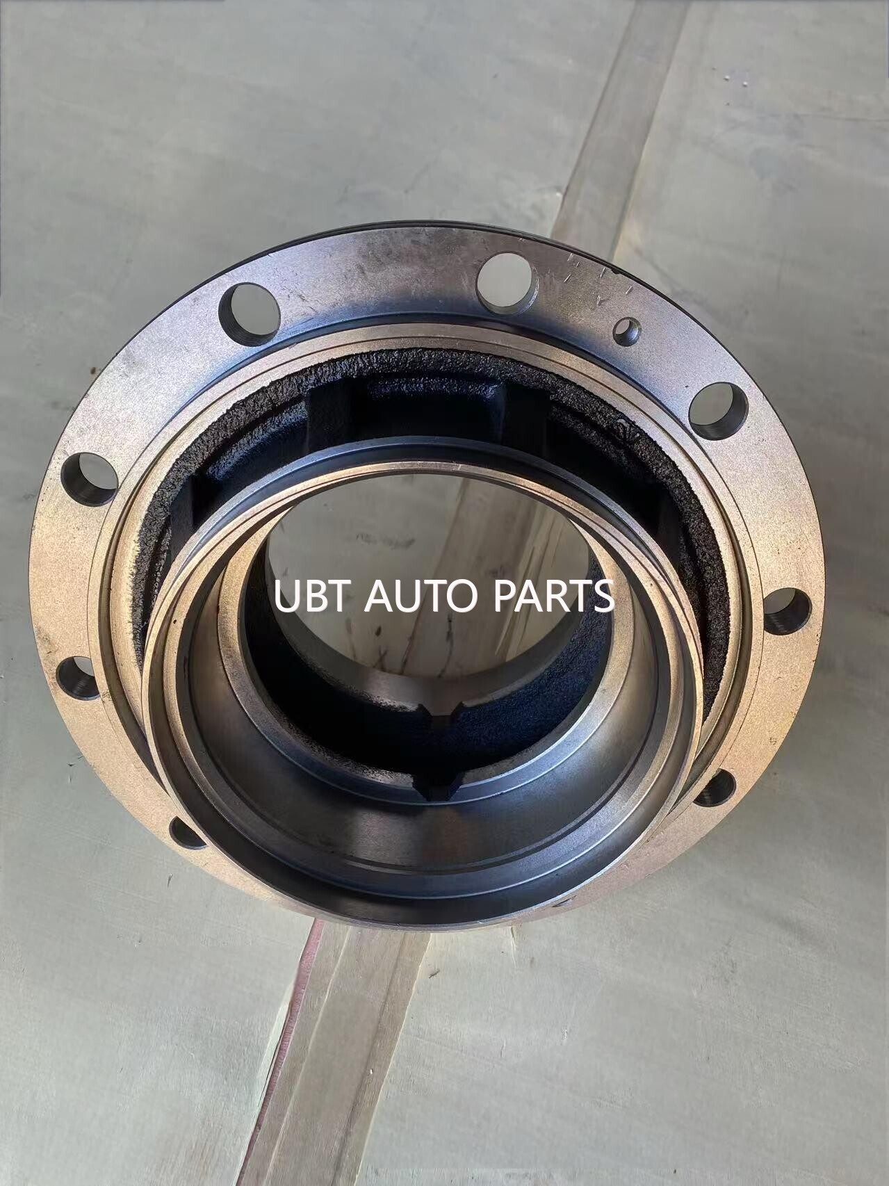 Wheel hub rear hongyan