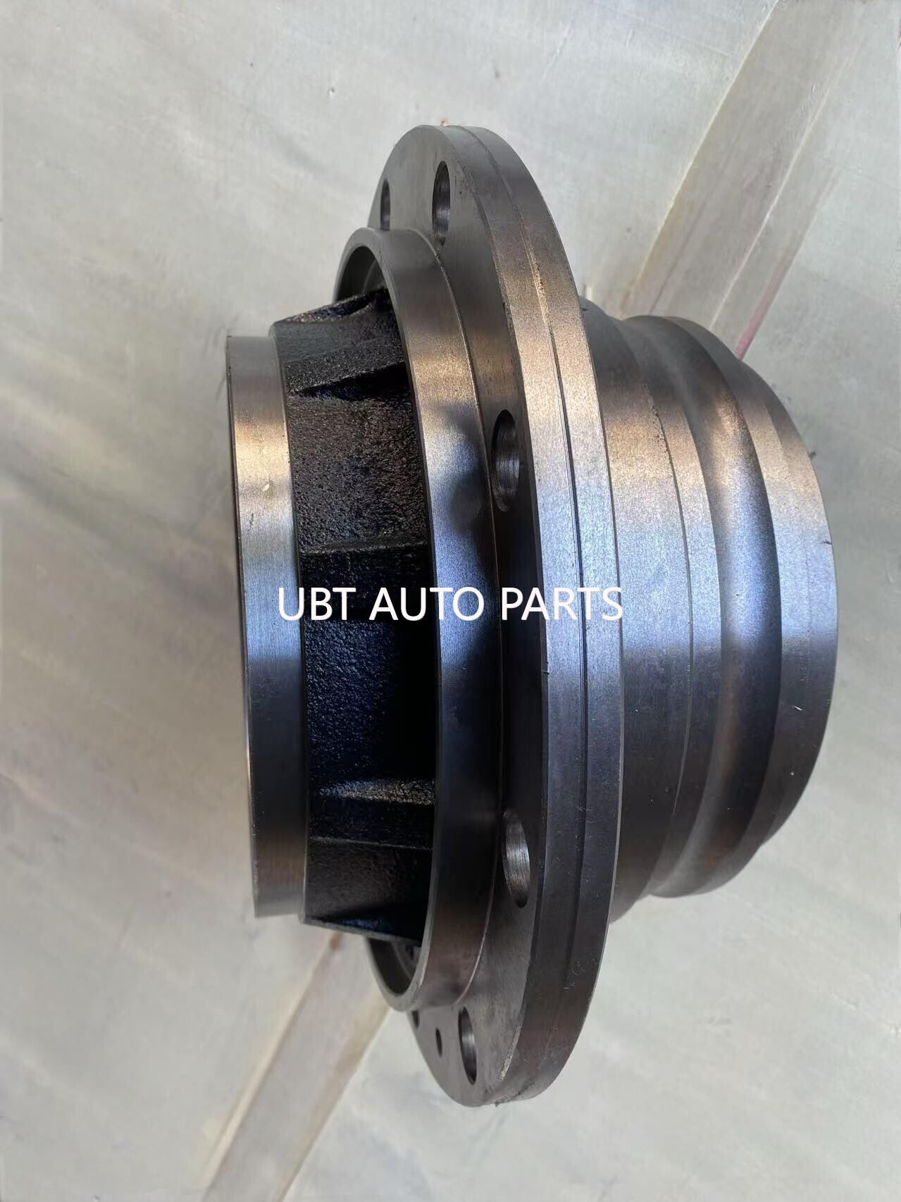 Wheel hub rear hongyan
