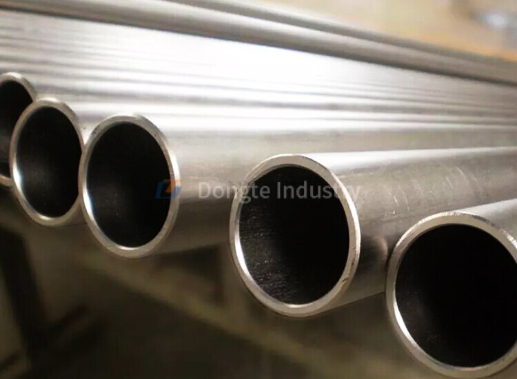 Inconel 600 / ASTM B167 / UNS N06600 Pipe & Tube