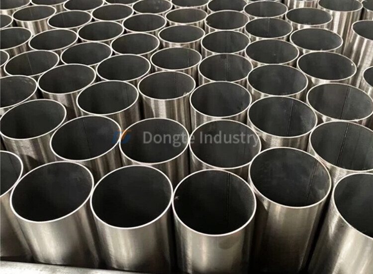 Inconel 600 / ASTM B167 / UNS N06600 Pipe & Tube