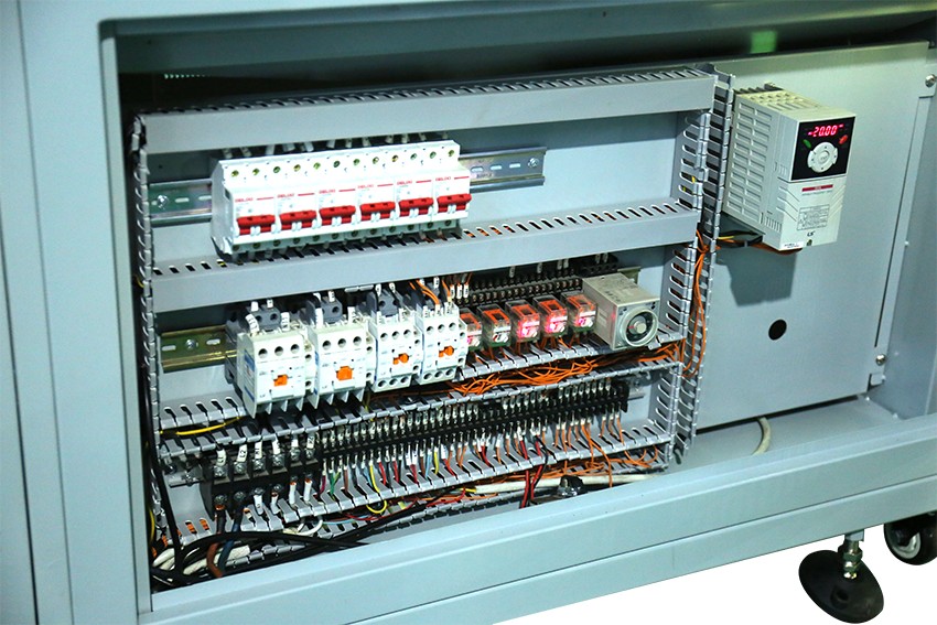 650 PRO UVC Coater  (8).png