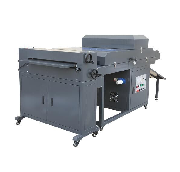 Optimice sus operaciones de impresión con la máquina de recubrimiento UV automática de la serie AUQH AUQH 24"(650 mm) UV Coater