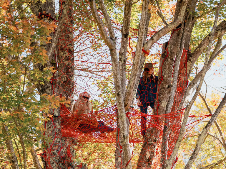 net-play-handwoven-mesh-knot-detail-netstribe