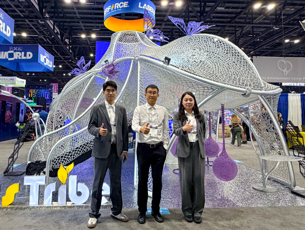 cocoon-born-netstribe-iaapa-orlando-expo-group-photo