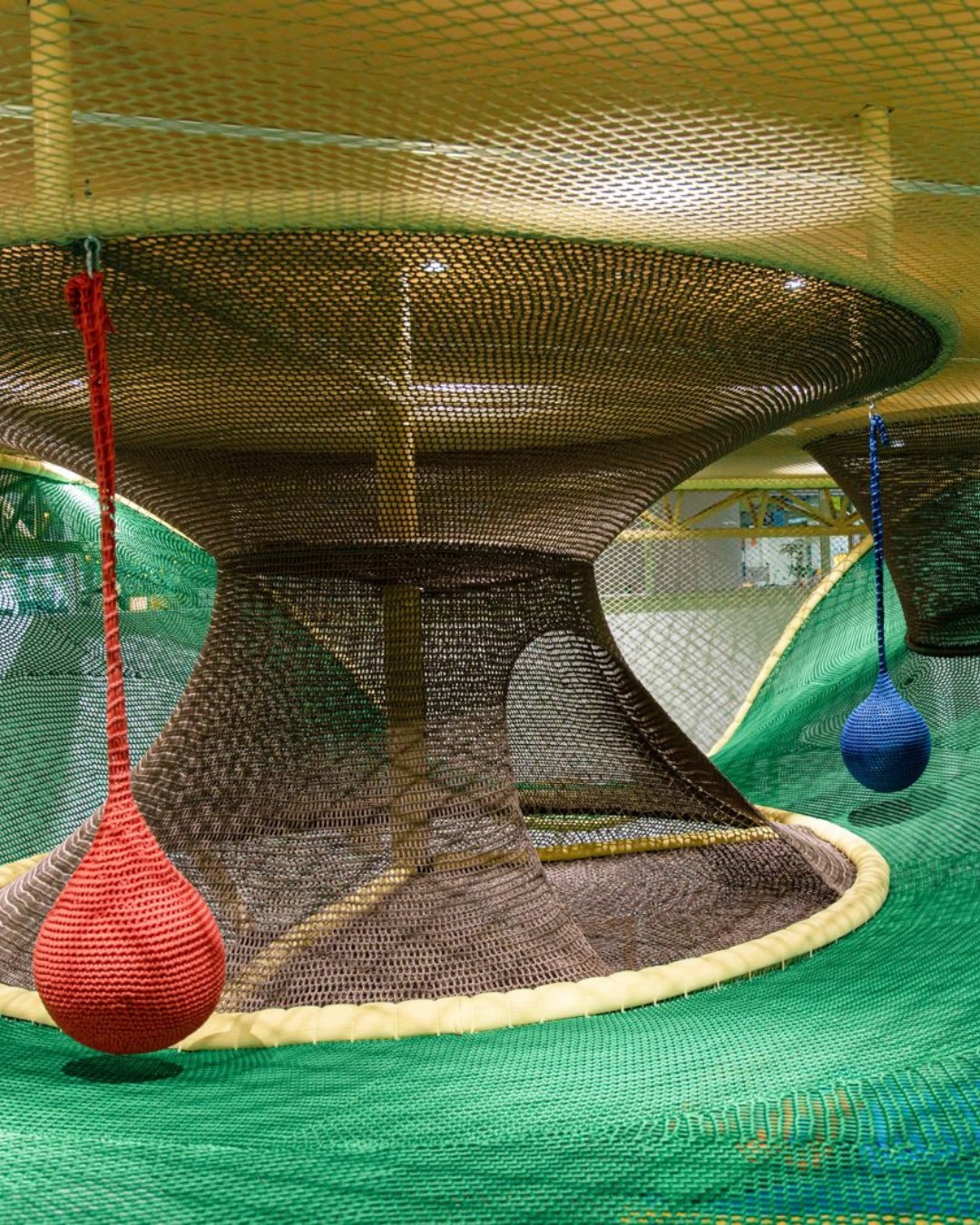 tree-canopy-rope-trampoline-multi-level-play tree-canopy-rope-trampoline-multi-level-play
