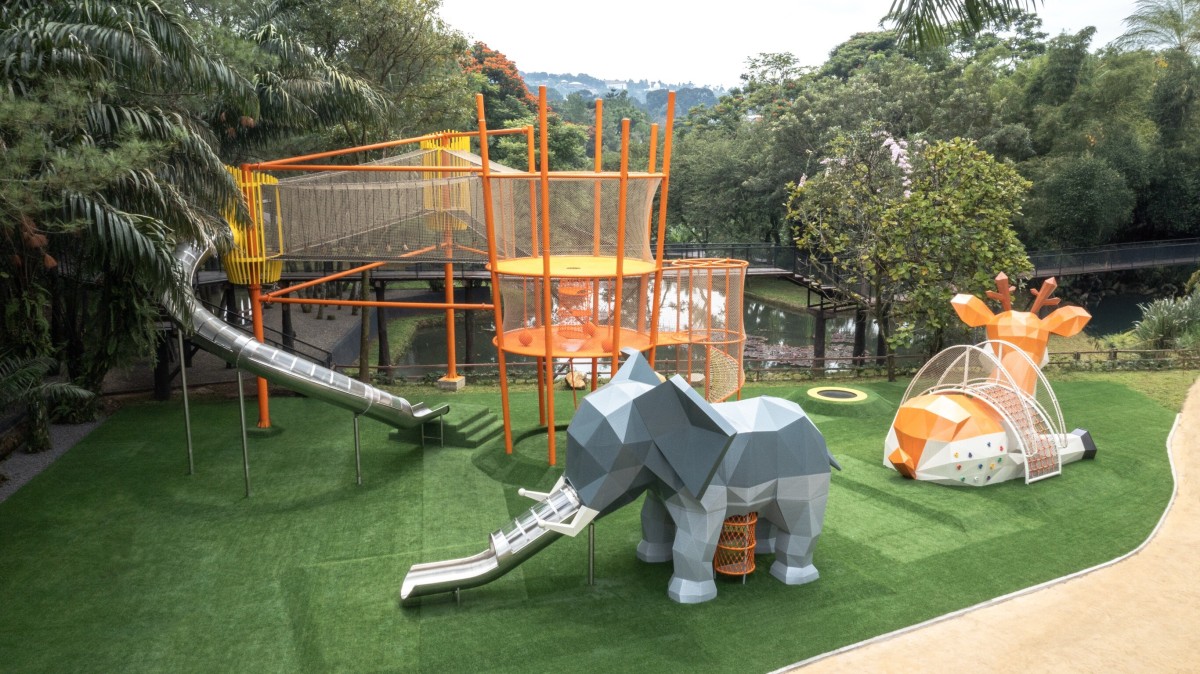 bionic-elephant-rope-net-play-structure-overview