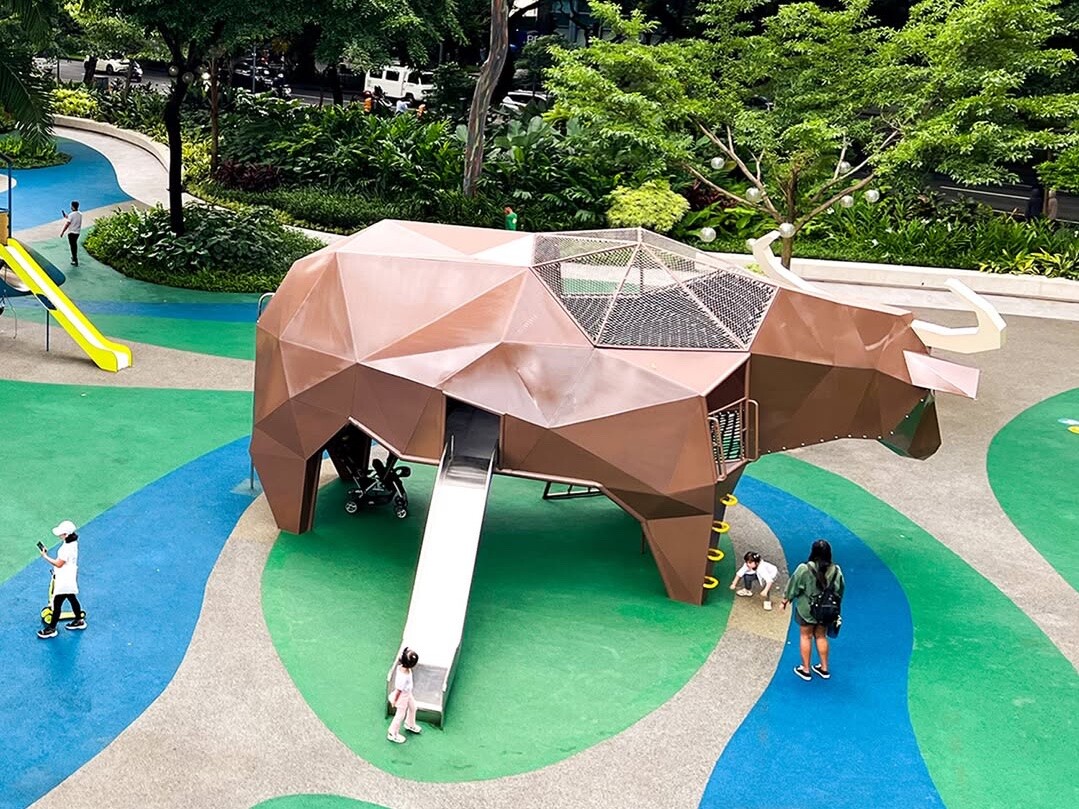 Bionic Bull Net Play Structure