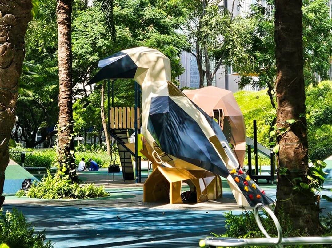 Bionic Magpie Net Play Structure