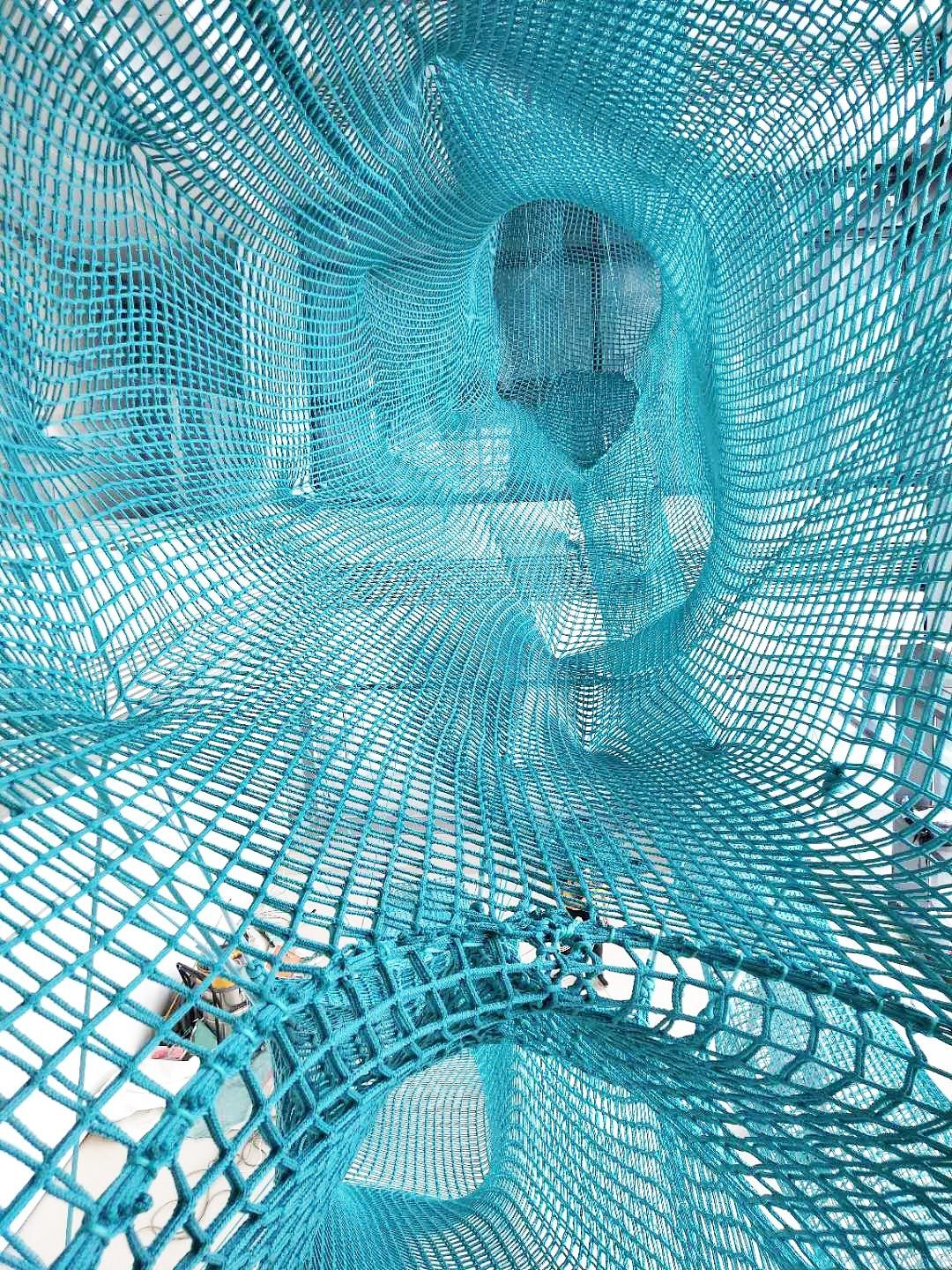 f78d3e8602ebbc71aa76dadfa90bf8ca Floating Ant Hill | A Non-Motorized, Three-Dimensional Rope Net Installation Art Piece