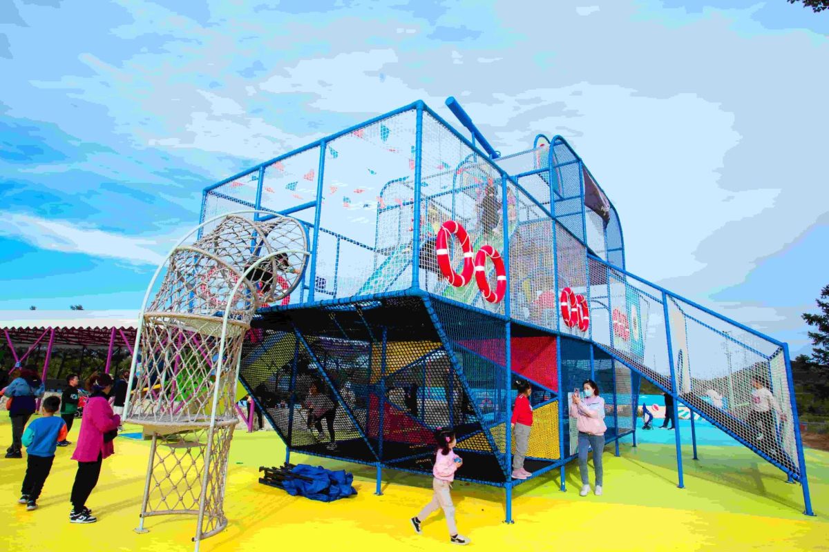 Outdoor Children's Playground (17).jpg