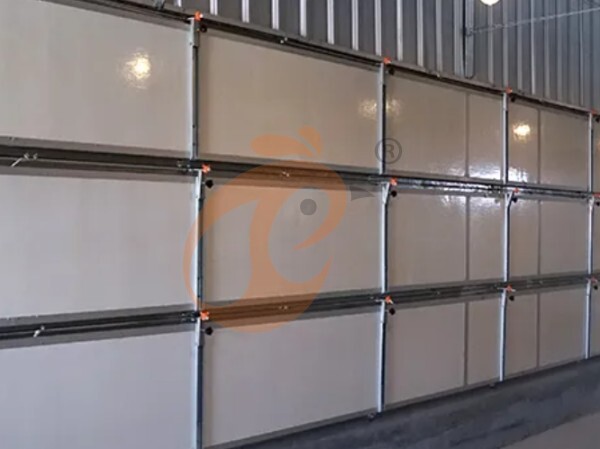 Panel door, saving energy and reliable poultry house solution